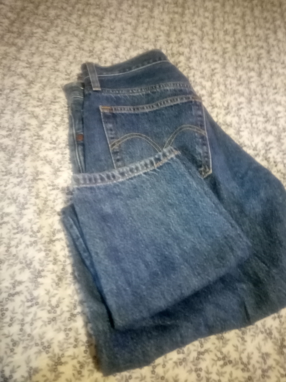 Levi's Straight-Leg Women's Jeans in Blue Denim